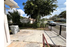 800 NW 6th Ave, Pompano Beach, FL 33060 - MLS#A11738577