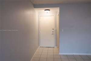 9419 Fontainebleau Blvd, Miami, FL 33172, Sold 03/10/25