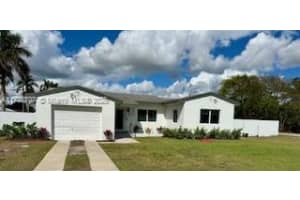 201 NW 22nd St, Homestead, FL 33030, Sold 06/13/25