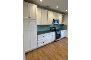 201 NW 22nd St, Homestead, FL 33030, Sold 06/13/25