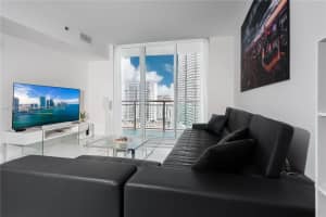 950 Brickell Bay Dr, Miami, FL 33131, Sold 03/19/25