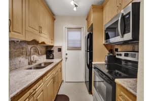 16701 Ne 13th Ave 209, Miami