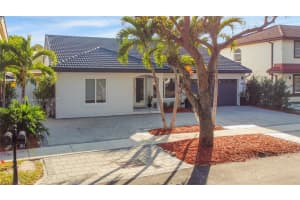 8914 NW 187th St, Hialeah, FL 33018, Sold 03/31/25