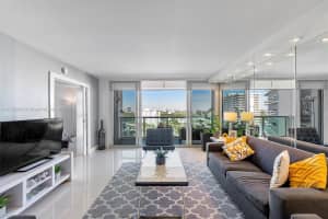 100 Bayview Dr APT 1701, Sunny Isles Beach, FL 33160, Sold 05/16/25