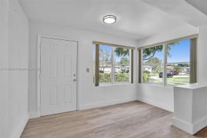 6338 NW 40th St, Virginia Gardens, FL 33166, Sold 04/04/25