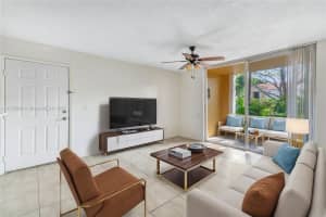 160 Yacht Club Way, Hypoluxo, FL 33462, Sold 04/10/25