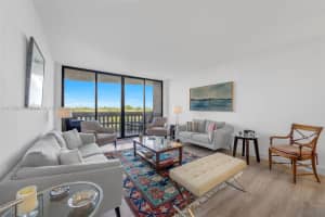 90 Edgewater Dr, Miami, FL 33133, Sold 04/01/25