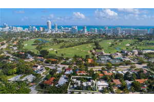 5763 N Bay Rd, Miami Beach, FL 33140 - MLS#A11739055