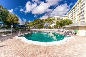 4350 Hillcrest Dr APT 812, Hollywood, FL 33021, Sold 06/06/25