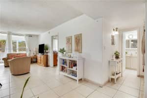 2855 Leonard Dr, SUNNY ISL BCH, FL 33160, Sold 04/07/25