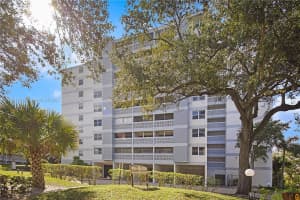 3301 Spanish Moss Ter 904, Lauderhill, FL 33319 - MLS#A11739144