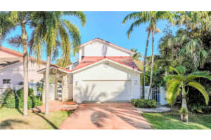 371 Golden Beach Dr, Golden Beach, FL 33160, Sold 08/06/25