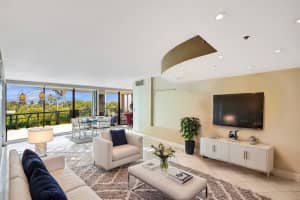 2843 S Bayshore Dr, Coconut Grove, FL 33133, Sold 05/15/25