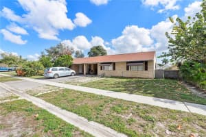 4806 Gladiator Cir, Greenacres, FL 33463, Sold 03/18/25