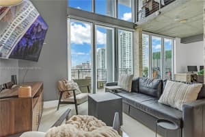 690 SW 1st Ct, Miami, FL 33130, Sold 06/16/25