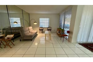 10700 NW 14th St, Plantation, FL 33322, Sold 06/17/25