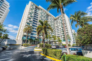 1200 West Ave 1511, Miami Beach