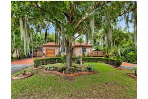 661 Falcon Ave, Miami Springs, FL 33166, Sold 04/18/25