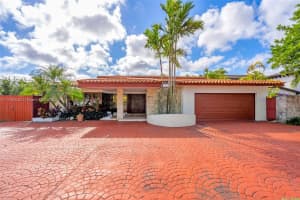 8370 SW 48th St, Miami, FL 33155, Sold 03/24/25