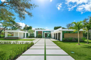 6830 Sw 104th St, Pinecrest