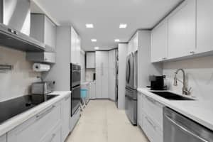 1121 Crandon Blvd E503, Key Biscayne, FL 33149 - MLS#A11739588