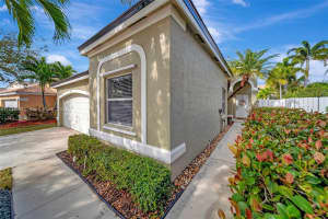 950 Briar Ridge Rd, Weston, FL 33327, Sold 05/30/25