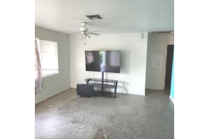 2479 Pinecrest Ct, West Palm Beach, FL 33415, Sold 04/09/25