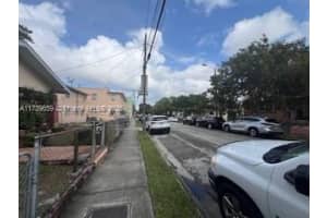 420 SW 13th Ave, Miami, FL 33135, - MLS#A11739659