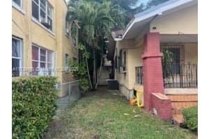 420 SW 13th Ave, Miami, FL 33135, - MLS#A11739659