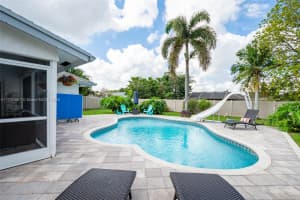 122 La Mancha Ave, Royal Palm Beach, FL 33411, Sold 03/19/25