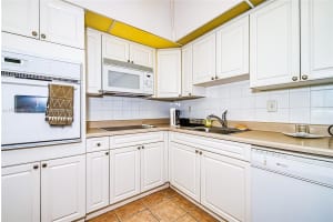 19380 Collins Ave APT 212, Sunny Isles Beach, FL 33160, Sold 08/27/25