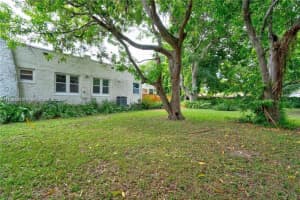 130 SW 1st Ave, Hallandale Beach, FL 33009, Sold 04/23/25
