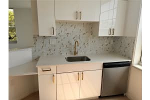 520 SE 5 Ave, Fort Lauderdale, FL 33301, Sold 08/14/25