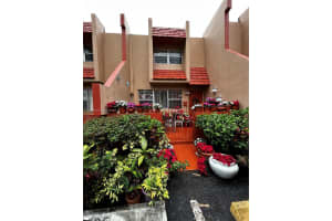 4085 NW 19th St, Lauderhill, FL 33313, Sold 03/14/25