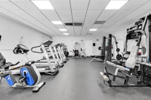 3550 NE 169th St APT 406, North Miami Beach, FL 33160, Sold 04/17/25
