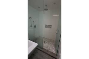 1035 SW 128th Ct, Miami, FL 33184, Sold 04/04/25