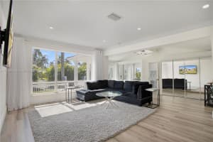 923 Hollywood Blvd, Hollywood, FL 33019, - MLS#A11739924
