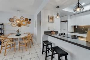 195 Sunrise Dr, Key Biscayne, FL 33149, Sold 03/25/25