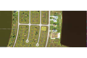 10 Mayflower Dr Port Charlotte, FL 33946 - MLS#A11739983