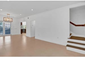 1537 SW 10th St, Miami, FL 33135, - MLS#A11739986
