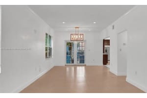 1537 SW 10th St, Miami, FL 33135, - MLS#A11739986