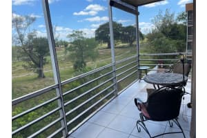 3050 E Sunrise Lakes Dr 324, Sunrise