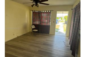 735 Ridge Rd 1 Lantana, FL 33462 - MLS#A11740011