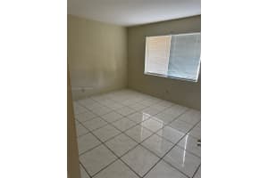 735 Ridge Rd 1 Lantana, FL 33462 - MLS#A11740011