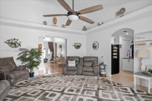 349 Ne Anderson Lake Placid, FL 33852 - MLS#A11740039