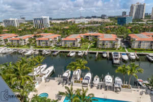 3029 NE 188th St APT 802, Aventura, FL 33180, Sold 08/30/25