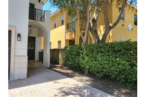 3056 Elizabeth St, Miami, FL 33133, Sold 07/03/25