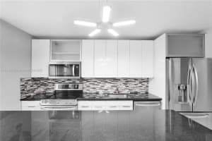 1545 Jefferson Ave 103, Miami Beach, FL 33139 - MLS#A11740206