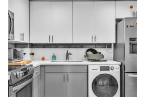 10850 N Kendall Dr #303, Miami, FL 33176, Sold 05/01/25