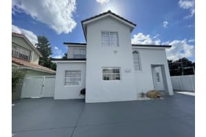12676 Nw 7th Ln Miami, FL 33182 - MLS#A11740328